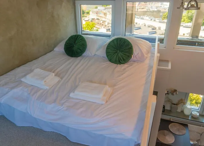 Warynskiego 9 - Piekna Panorama Miasta - Smart Tv 42 Cale - Wifi - Ekspres Kapsulkowy - W Pelni Wyposazona Kuchnia
